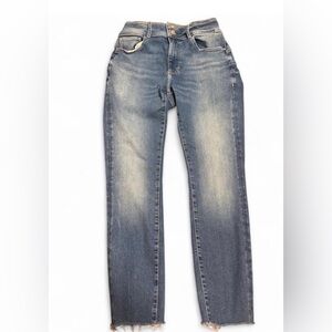 Guess Women's Skinny High Shape up Faded Blue Straight Leg Jeans- size 28